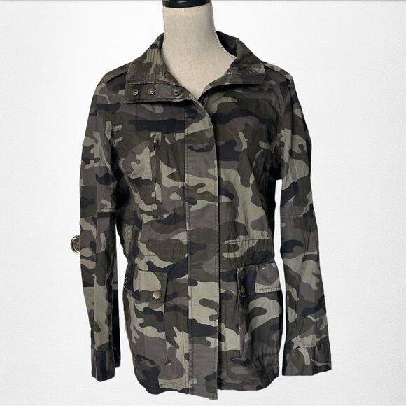 Love Tree Green Camouflage Jacket New Without Tags Size - Picture 1 of 10